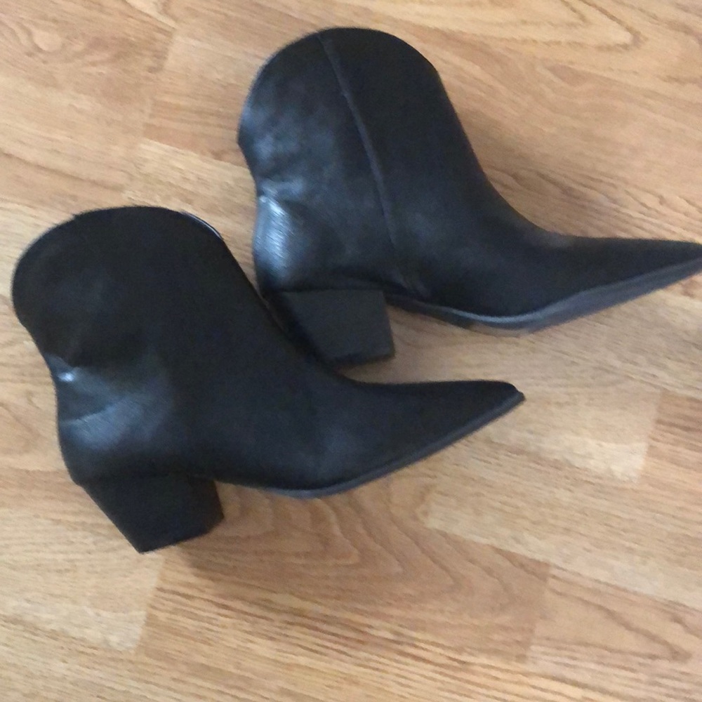 New With Tag Qupid Boots